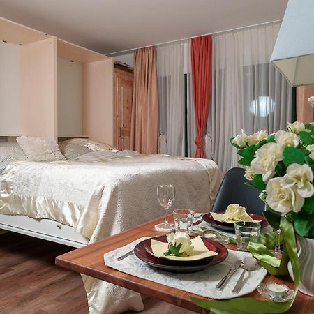 Villa Musica - Studio, Ruhig, Diskret,Mit Grossem Privatem Sitzplatz レンツブルク エクステリア 写真
